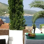 Buena Vis-ta With The Sea View Apartament Vis