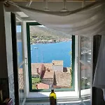 Buena Vis-ta With The Sea View *