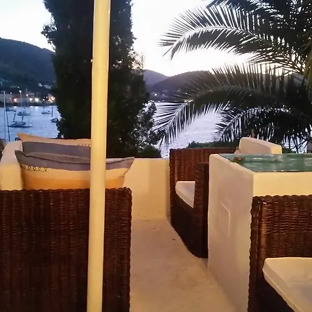 Buena Vis-ta With The Sea View Apartmán Vis