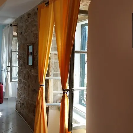 Apartment Buena Vis-ta With The Sea View Vis