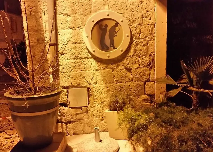 Buena Vis-ta With The Sea View Διαμέρισμα Βις